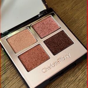 Charlotte tilbury pillow talk eyeshadow palette - only used once